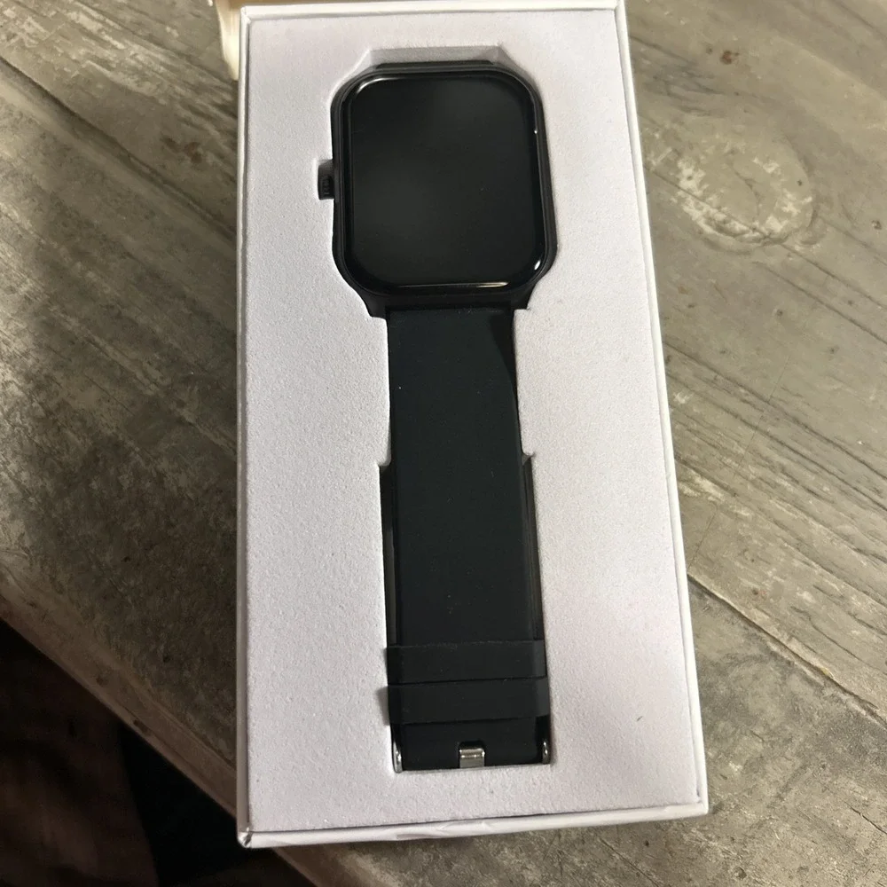 Fecoul Smart Watch , Fitness Tracker, Heart Rate Monitor, Sleep Tracker , Activi